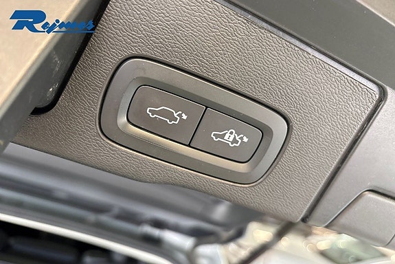 Volvo XC60 24 of 28