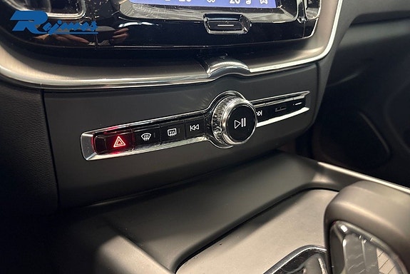 Volvo XC60 20 of 28