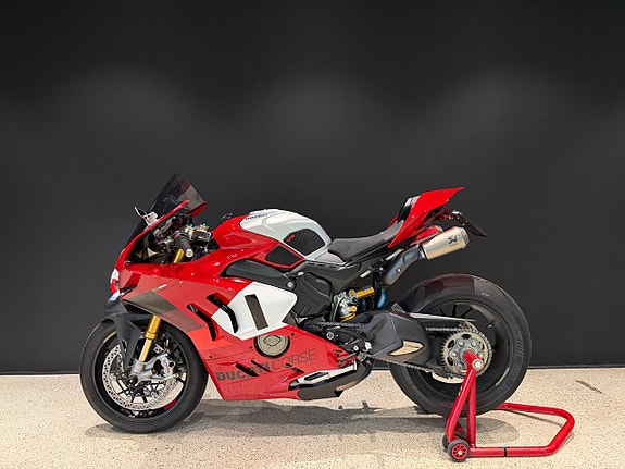 Ducati Panigale V4R I Akrapovic titan helsystem I Carbon I Performance 12 of 12