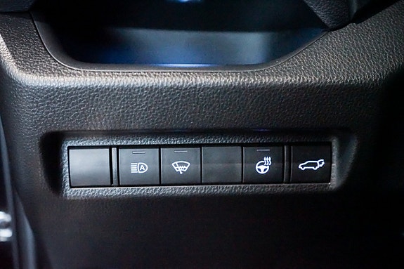 Toyota RAV4 22 of 30