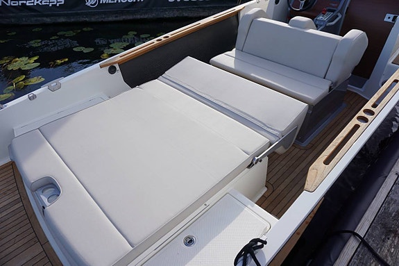 Cormate Utility 27 Sky Blue/Butter Mercury F250XL 8 of 11
