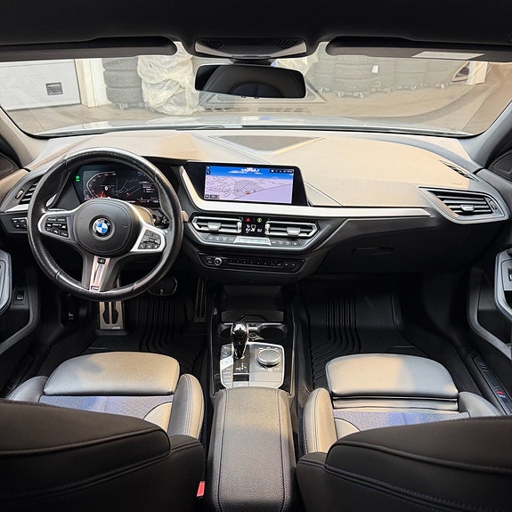 BMW 120d 10 of 15