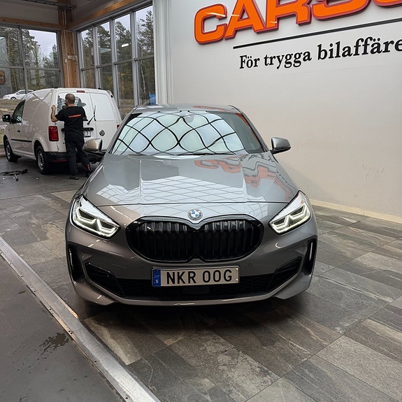 BMW 120d 6 of 15