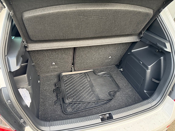 Skoda Fabia 5 of 9