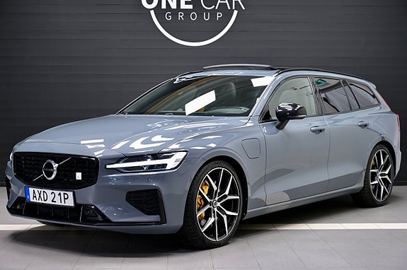 Volvo V60 2 of 30