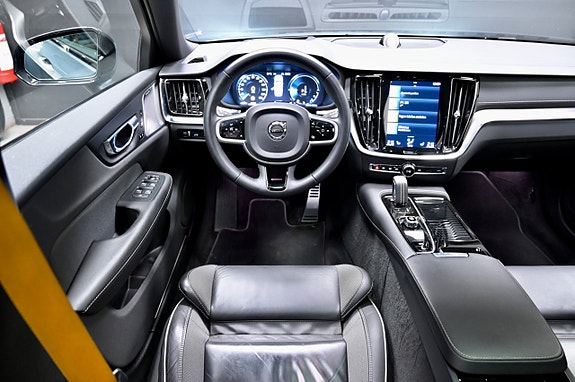 Volvo V60 19 of 30