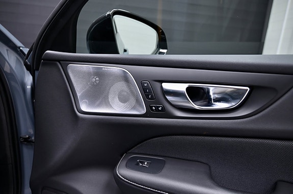 Volvo V60 15 of 30