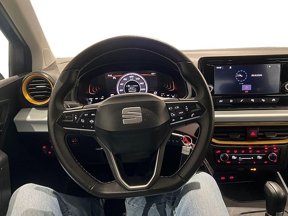 Seat Arona 8 of 11