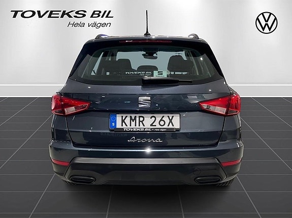 Seat Arona 3 of 11