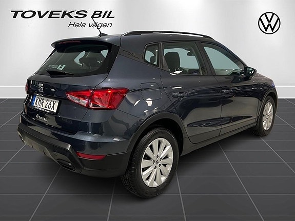 Seat Arona 2 of 11