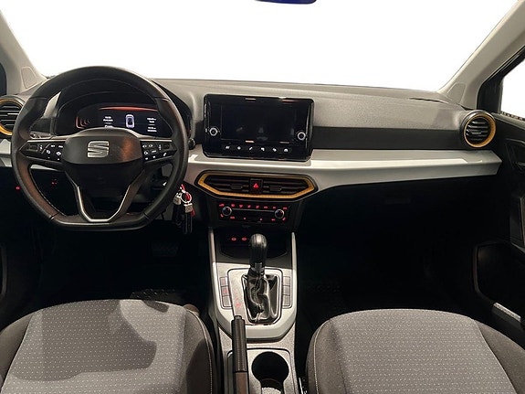 Seat Arona 9 of 11