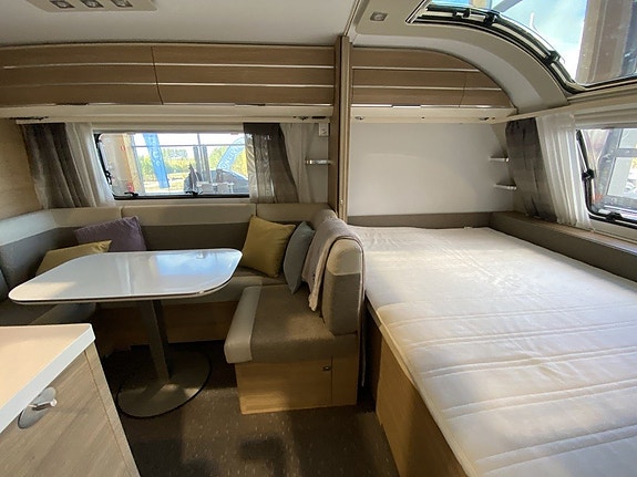 Adria Adora 573 PT Barnkammare/Dubbelsäng/Stora kylen 5 of 26