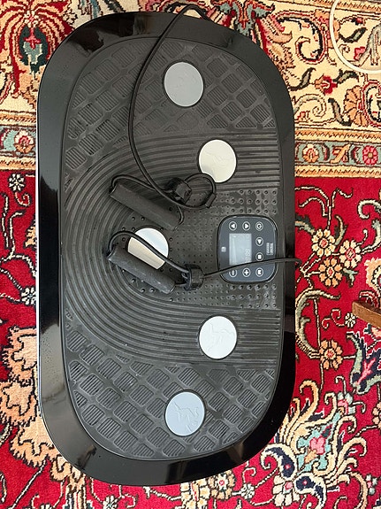 Product image 1 of 3