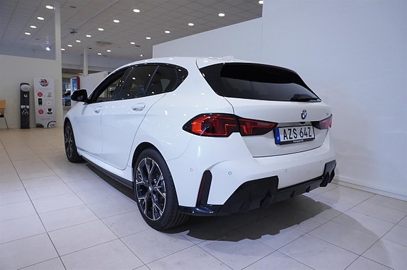BMW 120 7 of 17