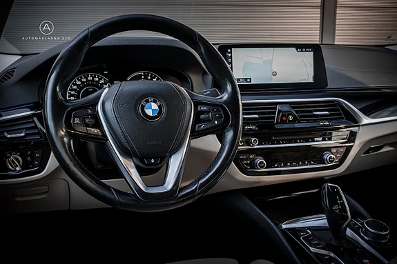 BMW 530e 7 of 23