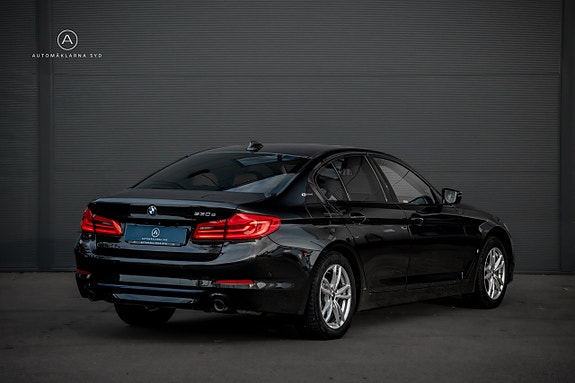 BMW 530e 16 of 23