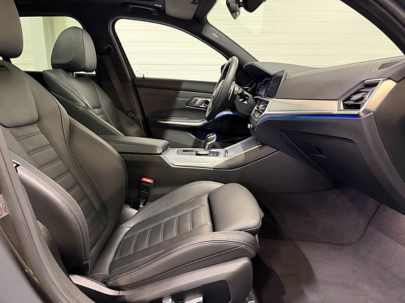 BMW M340i 13 of 25