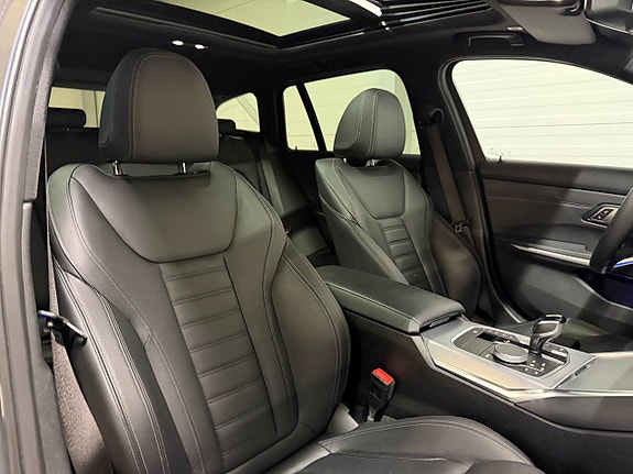 BMW M340i 12 of 25