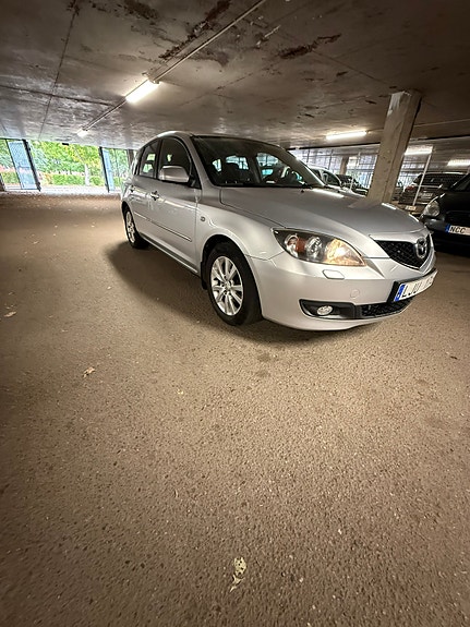 Mazda 3 3 of 5