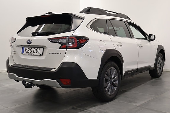 Subaru Outback 2 of 12