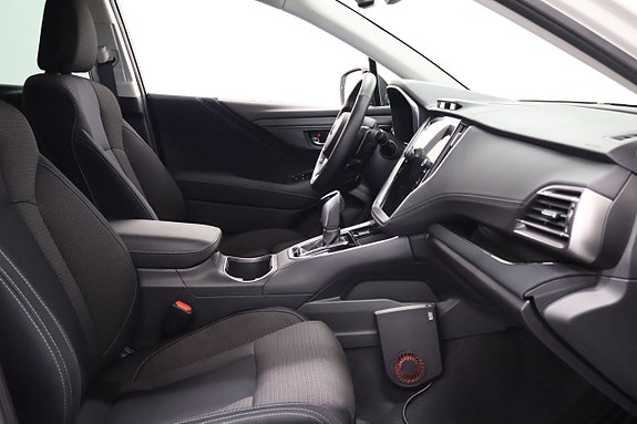 Subaru Outback 7 of 12