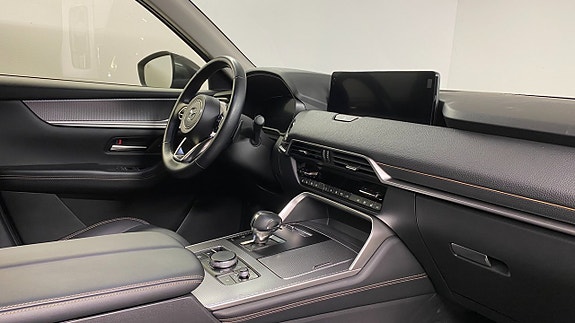 Mazda CX-60 7 of 15