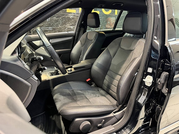Mercedes-Benz C220 14 of 22