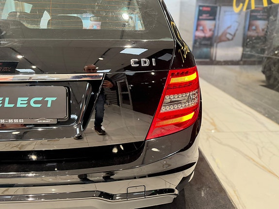 Mercedes-Benz C220 20 of 22