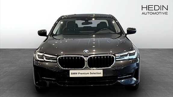 BMW 530e 8 of 9