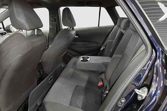 Toyota Corolla 9 of 11