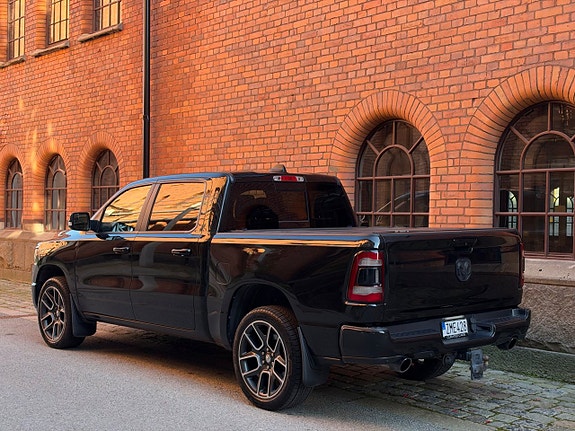 Dodge RAM 1500 5 of 23