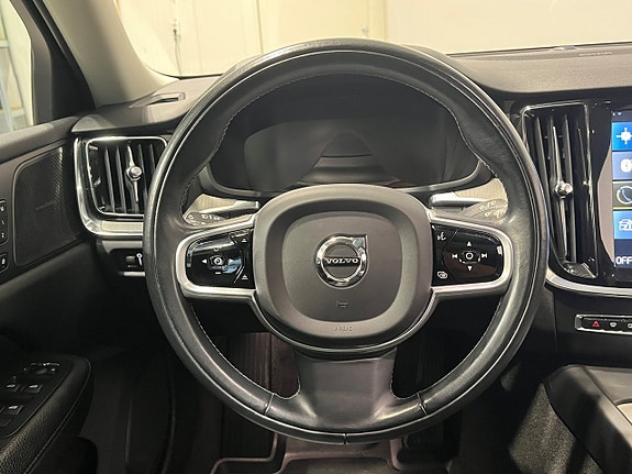 Volvo V60 Cross Country 15 of 23