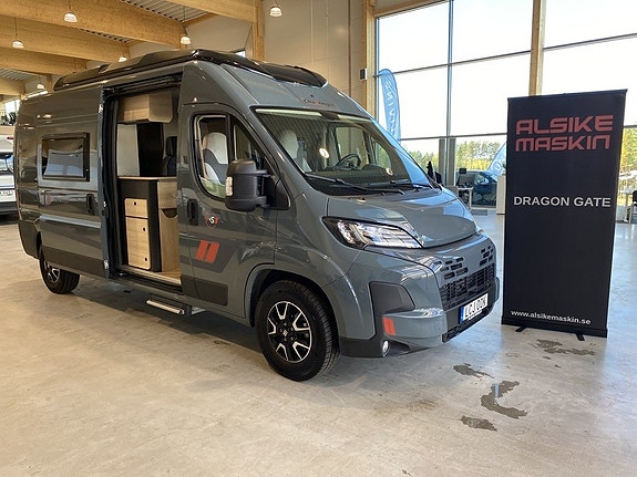 Challenger F&S EDITION Pop-Up Tak/Solcell/Cykelställ/Litium/5-bältad