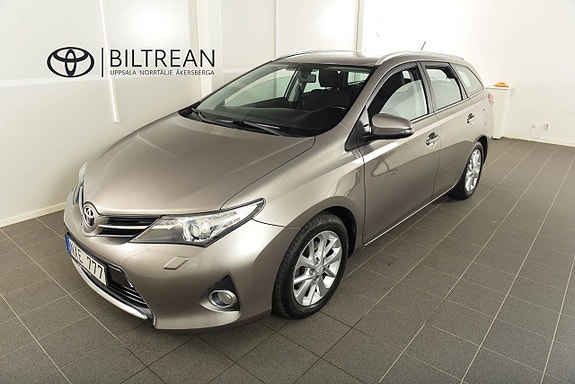 Toyota Auris 16 of 16