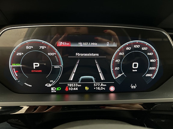 Audi e-tron 19 of 30