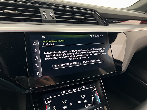 Audi e-tron 22 of 30