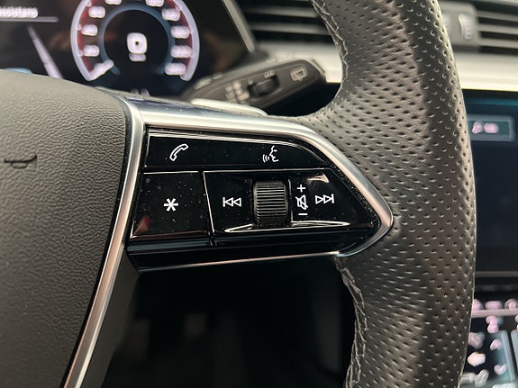 Audi e-tron 20 of 30