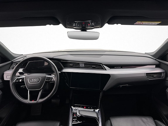 Audi e-tron 15 of 30