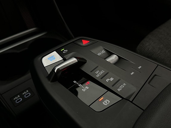 BMW iX1 26 of 30