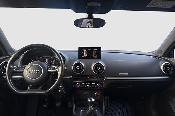 Audi A3 8 of 11