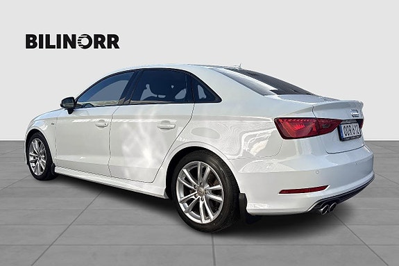 Audi A3 4 of 11