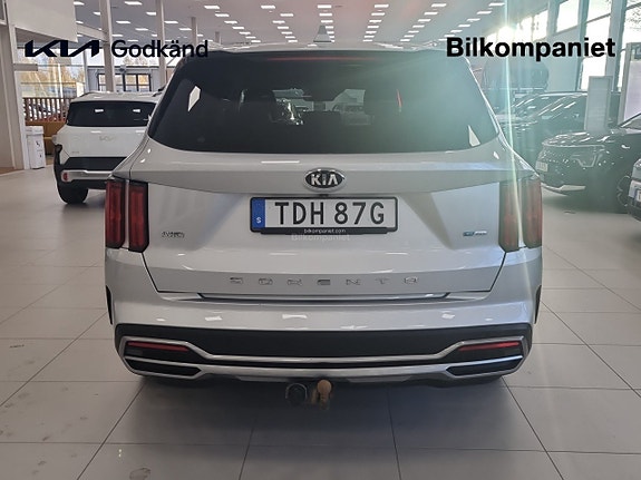 Kia Sorento 6 of 14