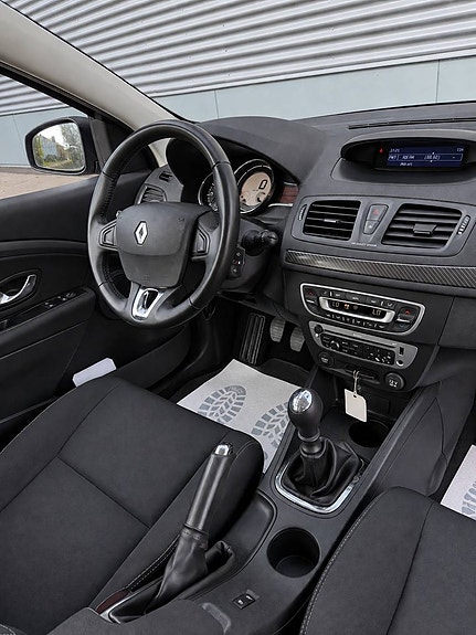 Renault Megane 10 of 12