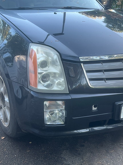 Cadillac SRX 2 of 16