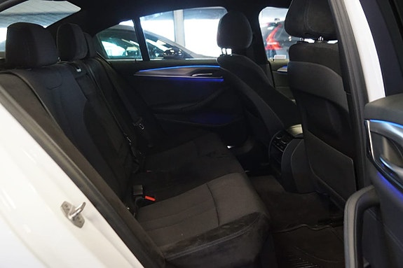 BMW 530e 24 of 25