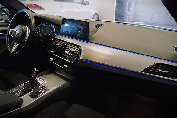 BMW 530e 20 of 25