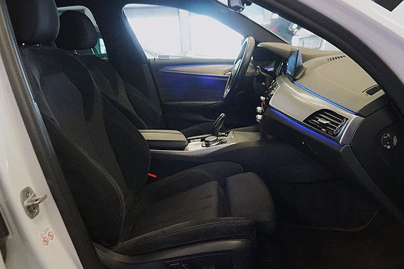 BMW 530e 22 of 25