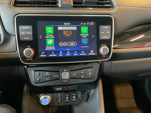 Nissan Leaf 9 of 12