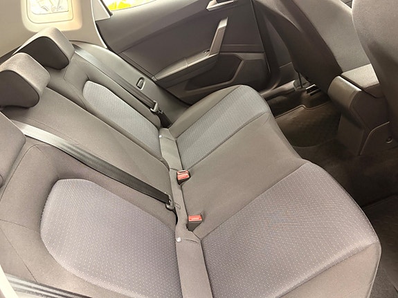 Seat Arona 19 of 19