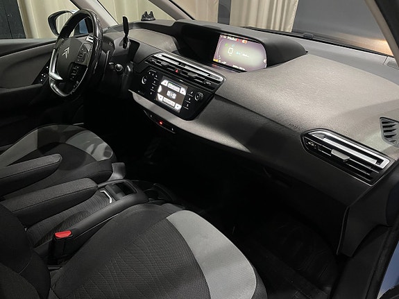 Citroen Grand C4 Picasso 19 of 22